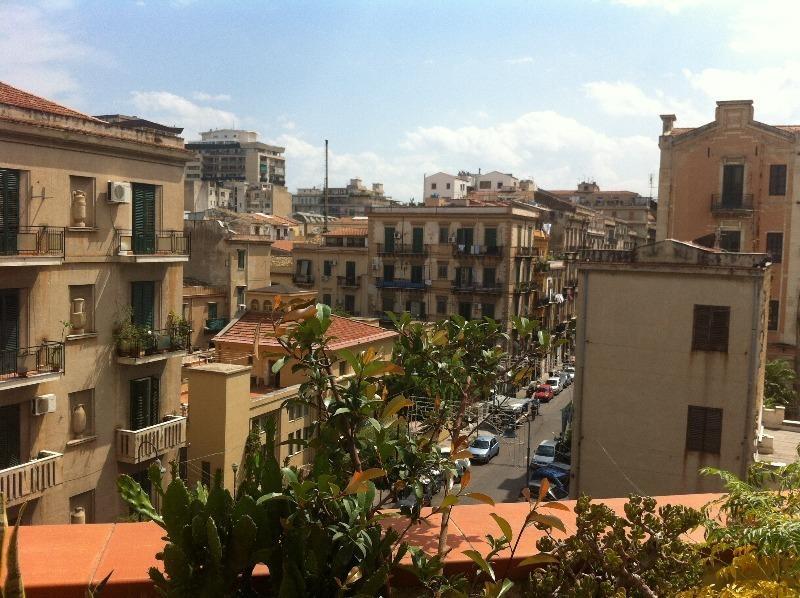 Alle Terrazze Del Borgo Vecchio Palermo Bilik gambar