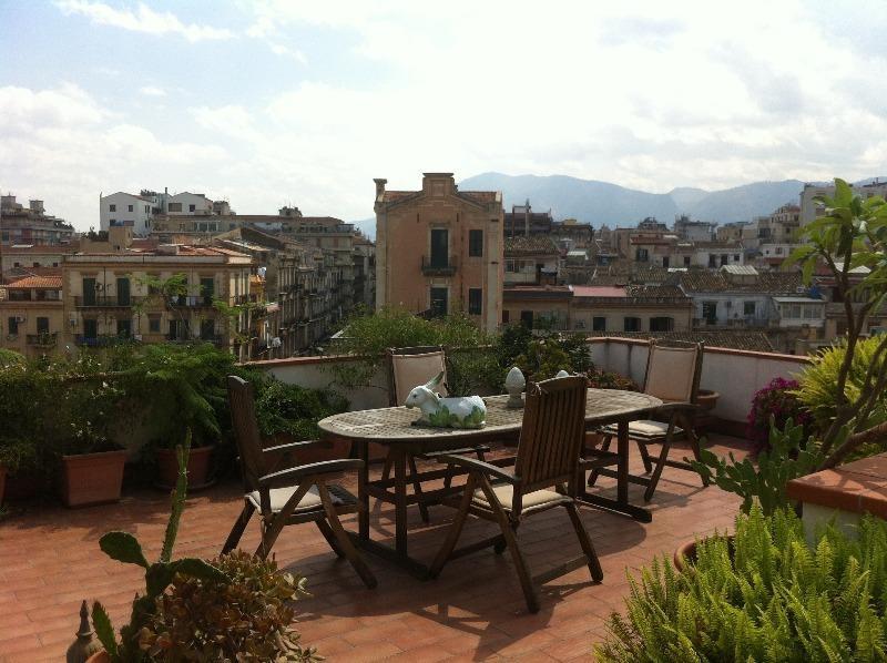 Alle Terrazze Del Borgo Vecchio Palermo Bilik gambar
